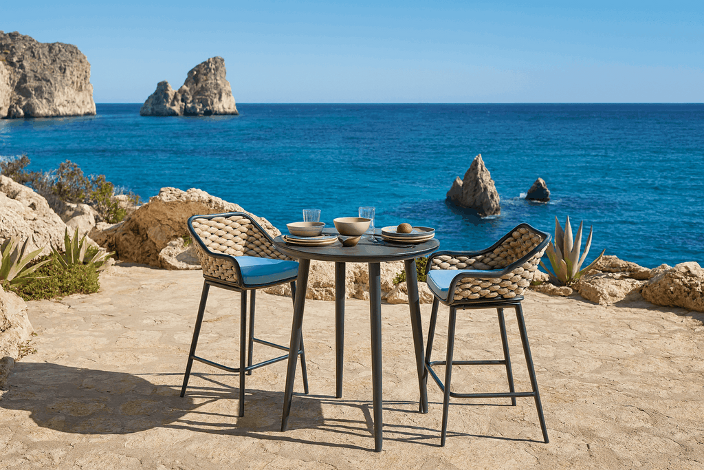 Lara Bar Dining Set